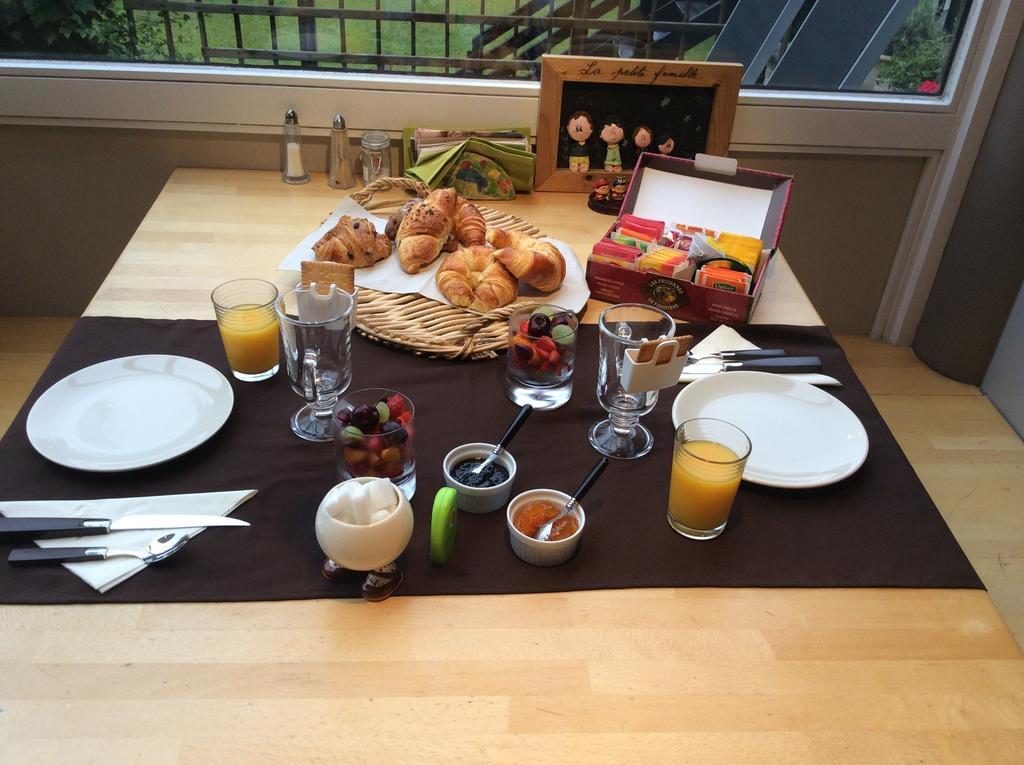 B&B Uccle ภายนอก รูปภาพ